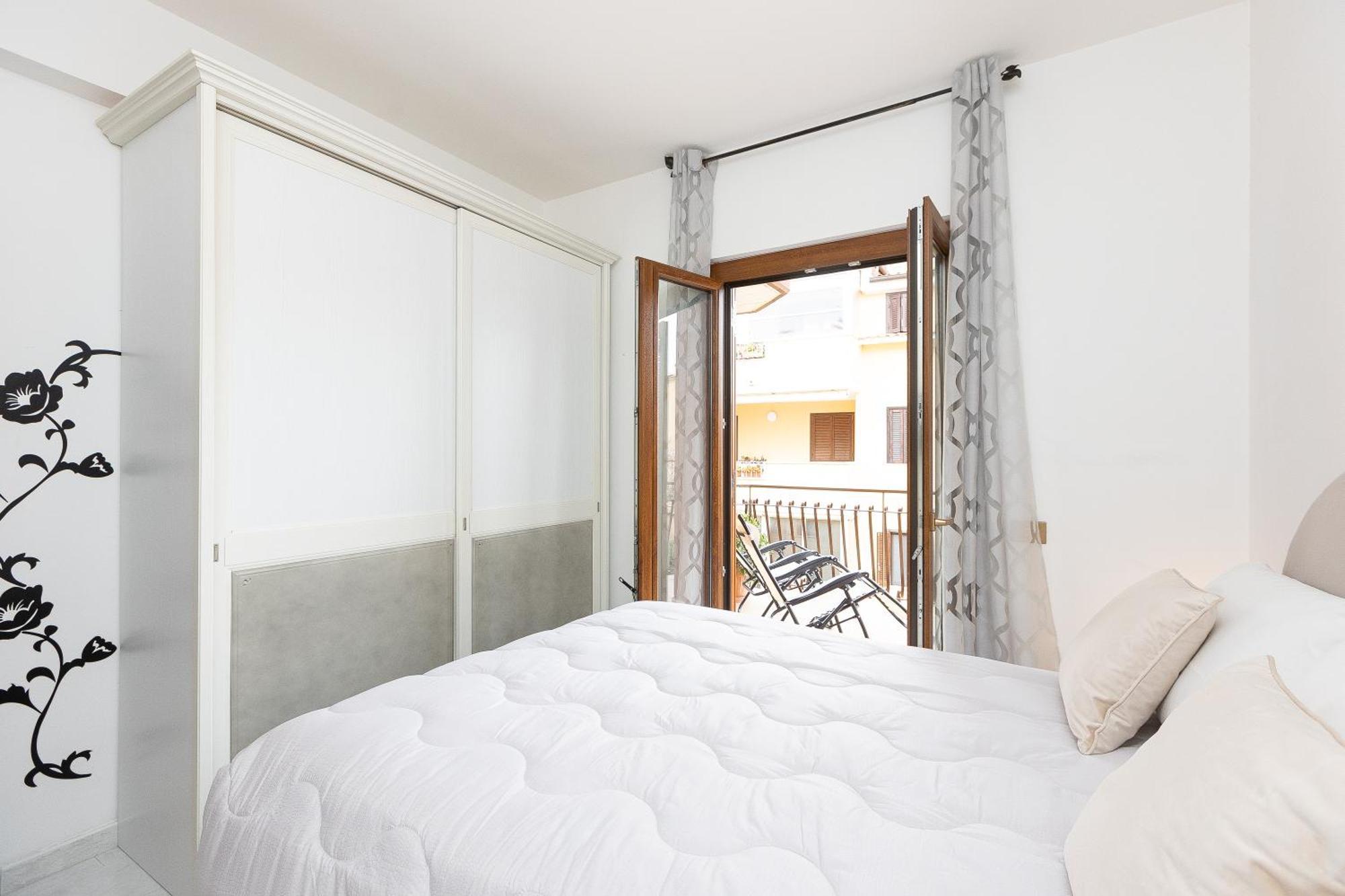 Casa Lu By Rental In Rome ลาดิสโปลี ภายนอก รูปภาพ
